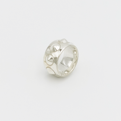 Pyramid Studs Bandana Ring