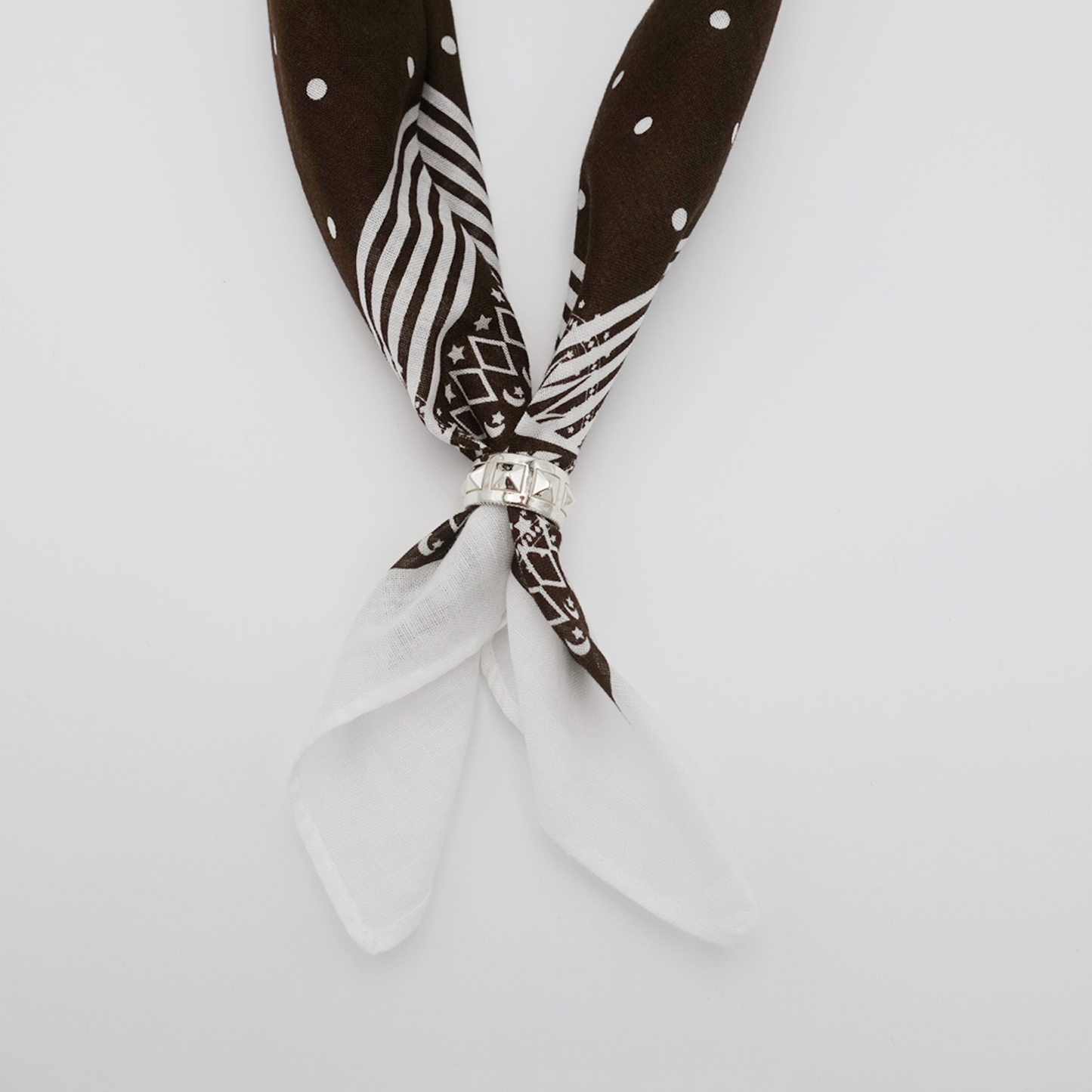 Pyramid Studs Bandana Ring